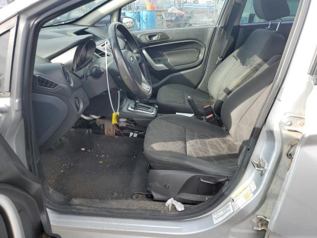 2013 Ford Fiesta Se - Фото 7