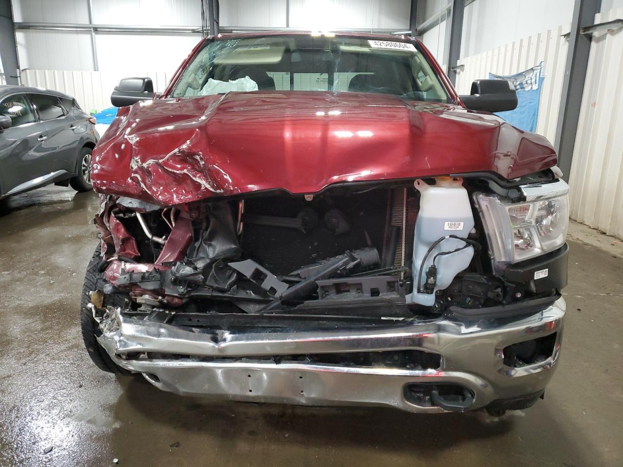 2019 RAM 1500 BIG H - Фото 5