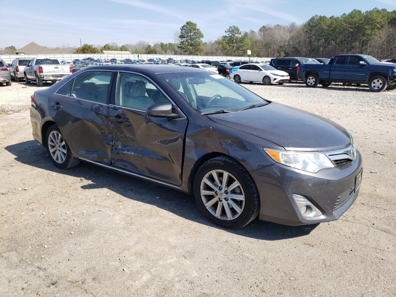 2014 TOYOTA CAMRY L - Фото 4