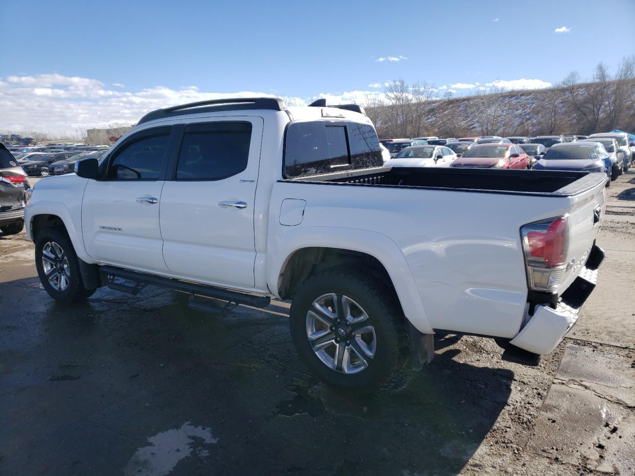 2017 TOYOTA TACOMA DOU - Фото 2