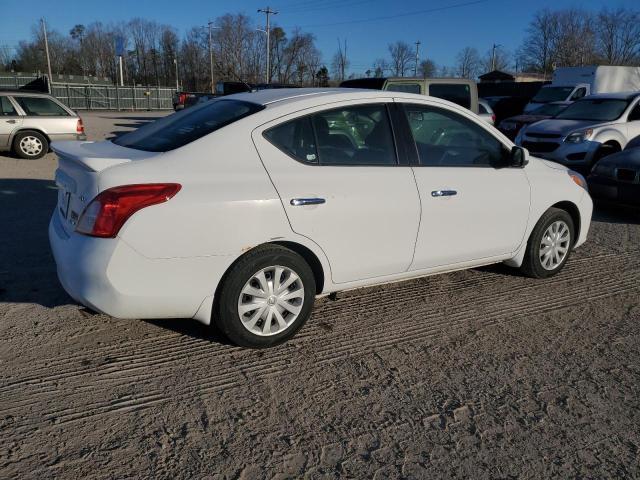2014 Nissan Versa S - Фото 3