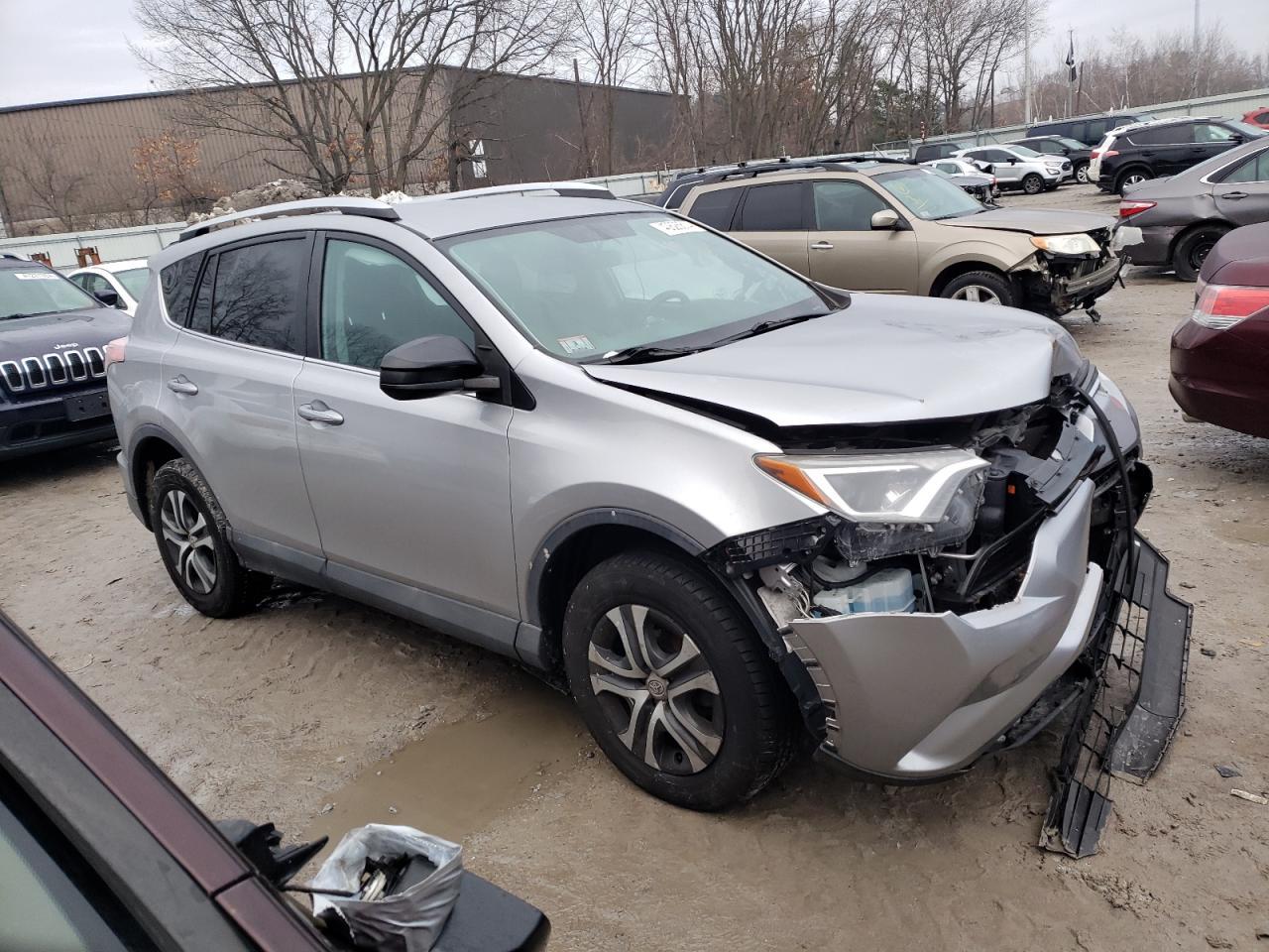 2016 TOYOTA RAV4 LE - Фото 4