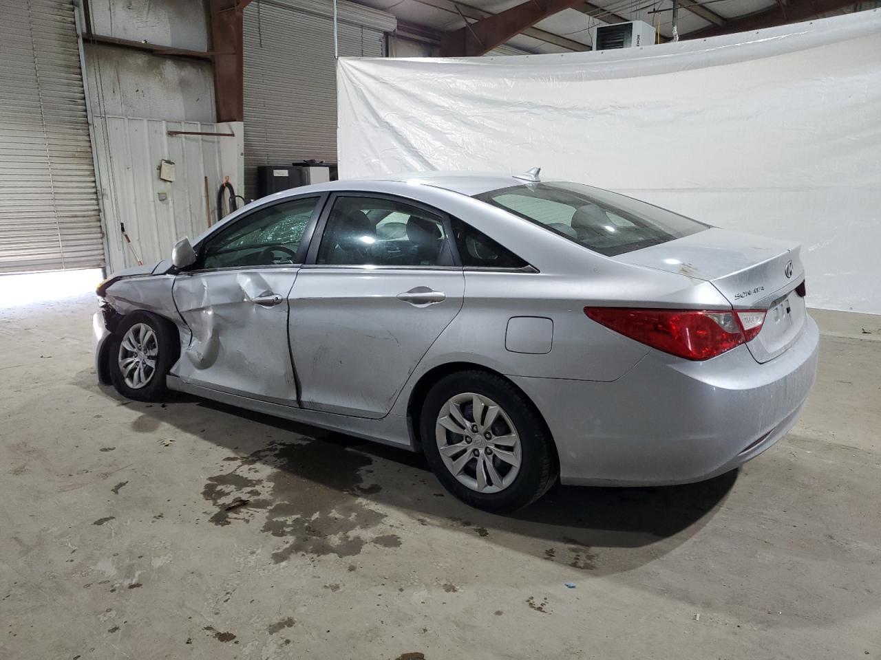 2011 HYUNDAI SONATA GLS - Image 2