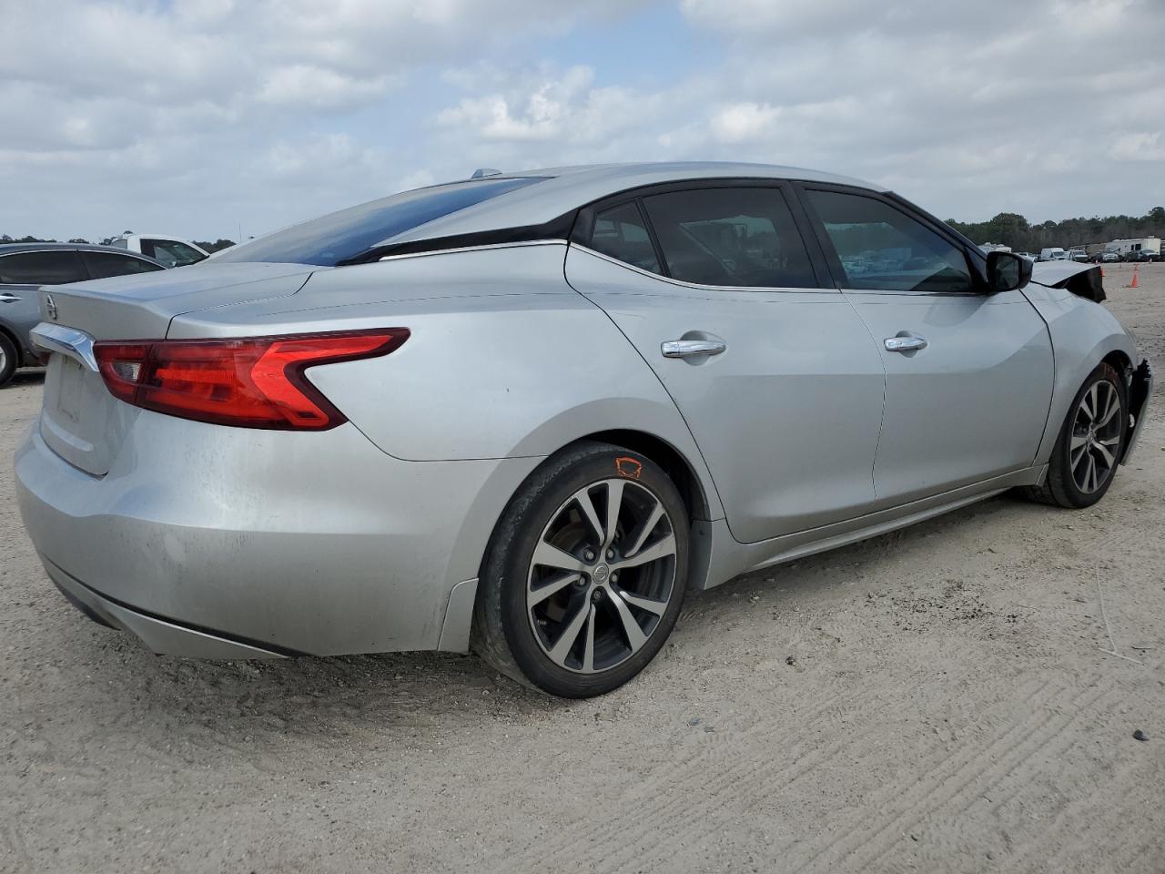 2017 NISSAN MAXIMA 3.5 - Image 3