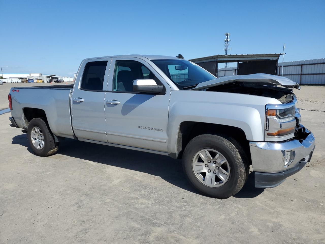 2018 CHEVROLET SILVERADO - Фото 4