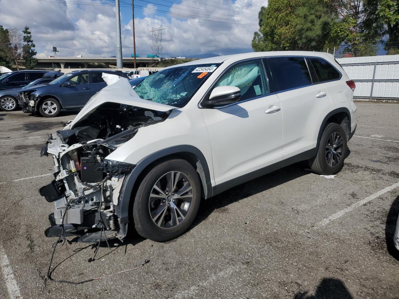 2019 TOYOTA HIGHLANDER