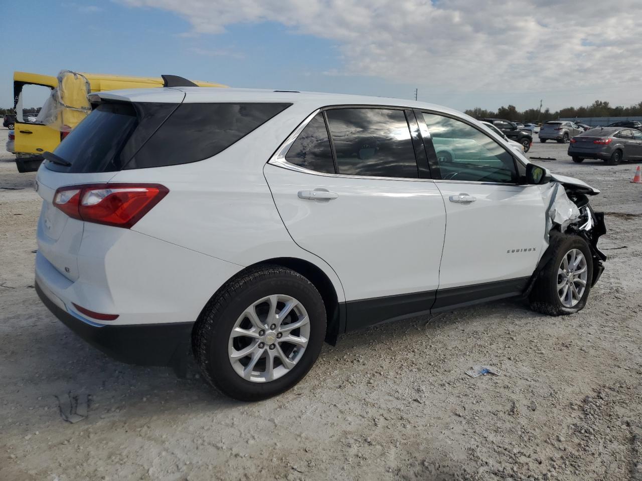 2019 CHEVROLET EQUINOX LT - Фото 3
