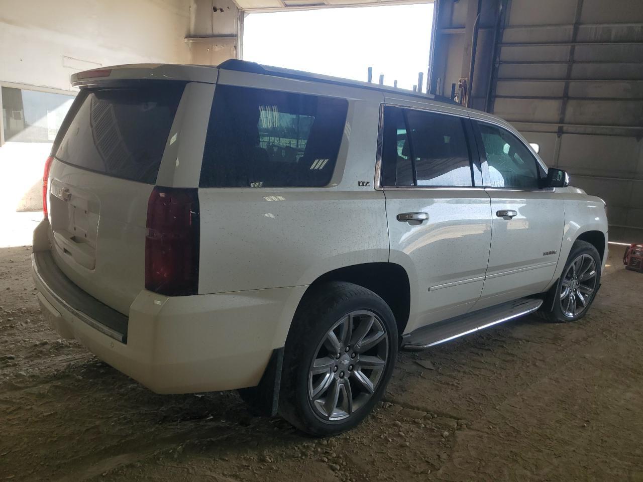 2015 CHEVROLET TAHOE K150 - Фото 3