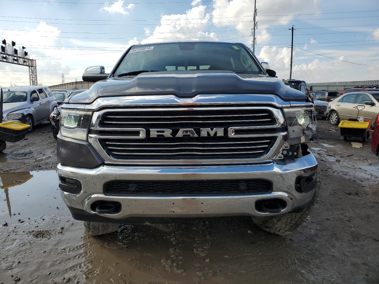 2019 RAM 1500 LARAM - Фото 5