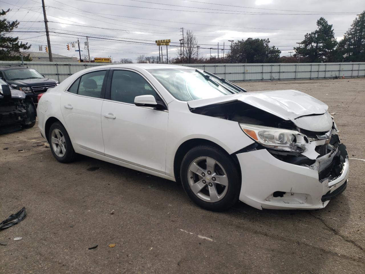 2015 CHEVROLET MALIBU 1LT - Фото 4
