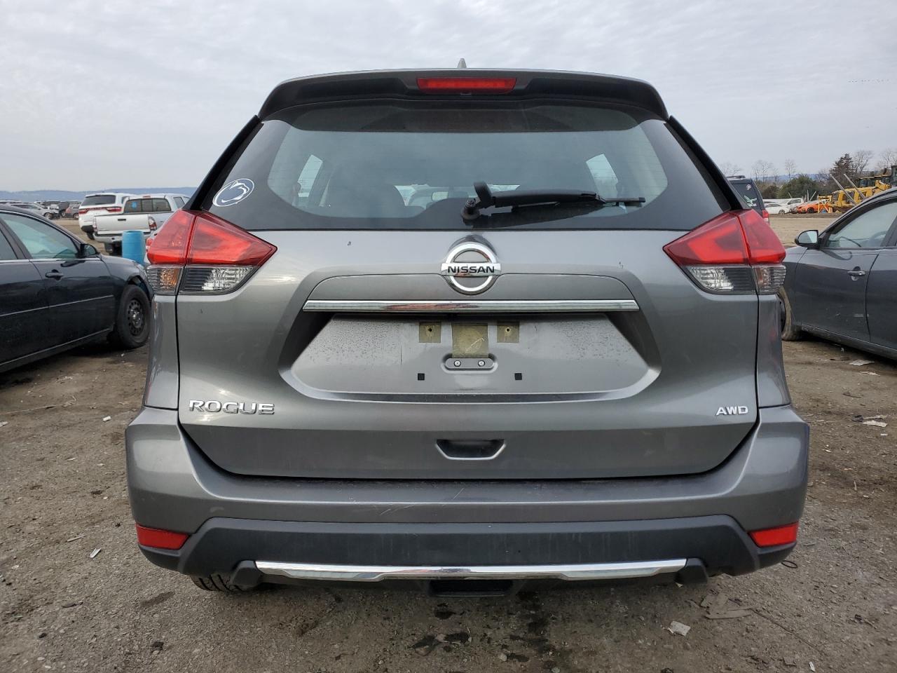 2018 NISSAN ROGUE S - Image 6