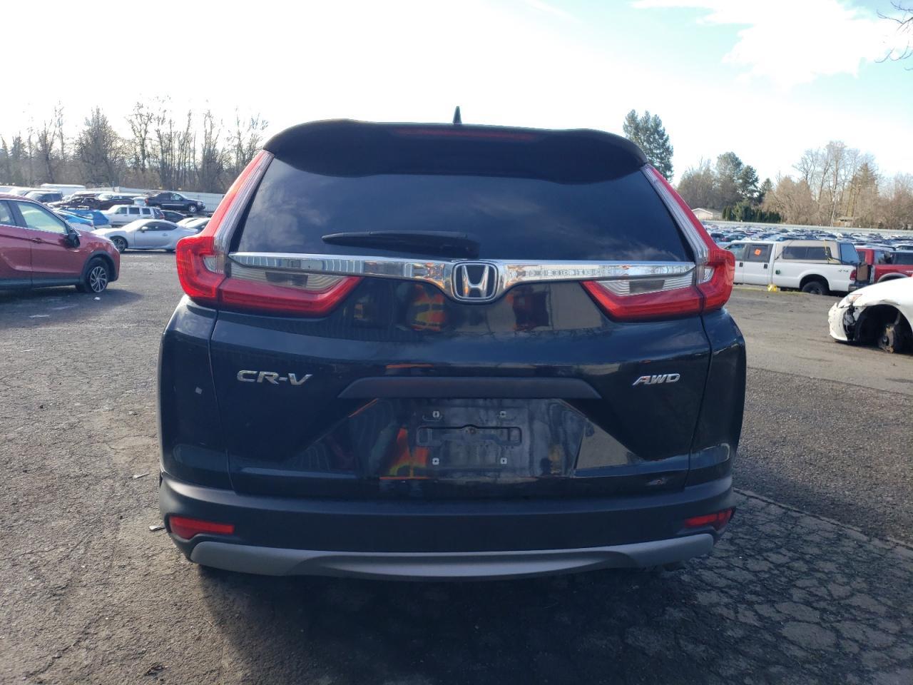 2018 HONDA CR-V LX - Image 6