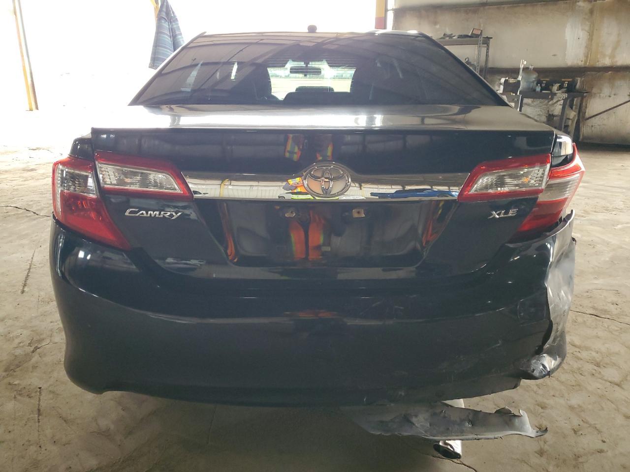 2014 TOYOTA CAMRY L - Фото 6