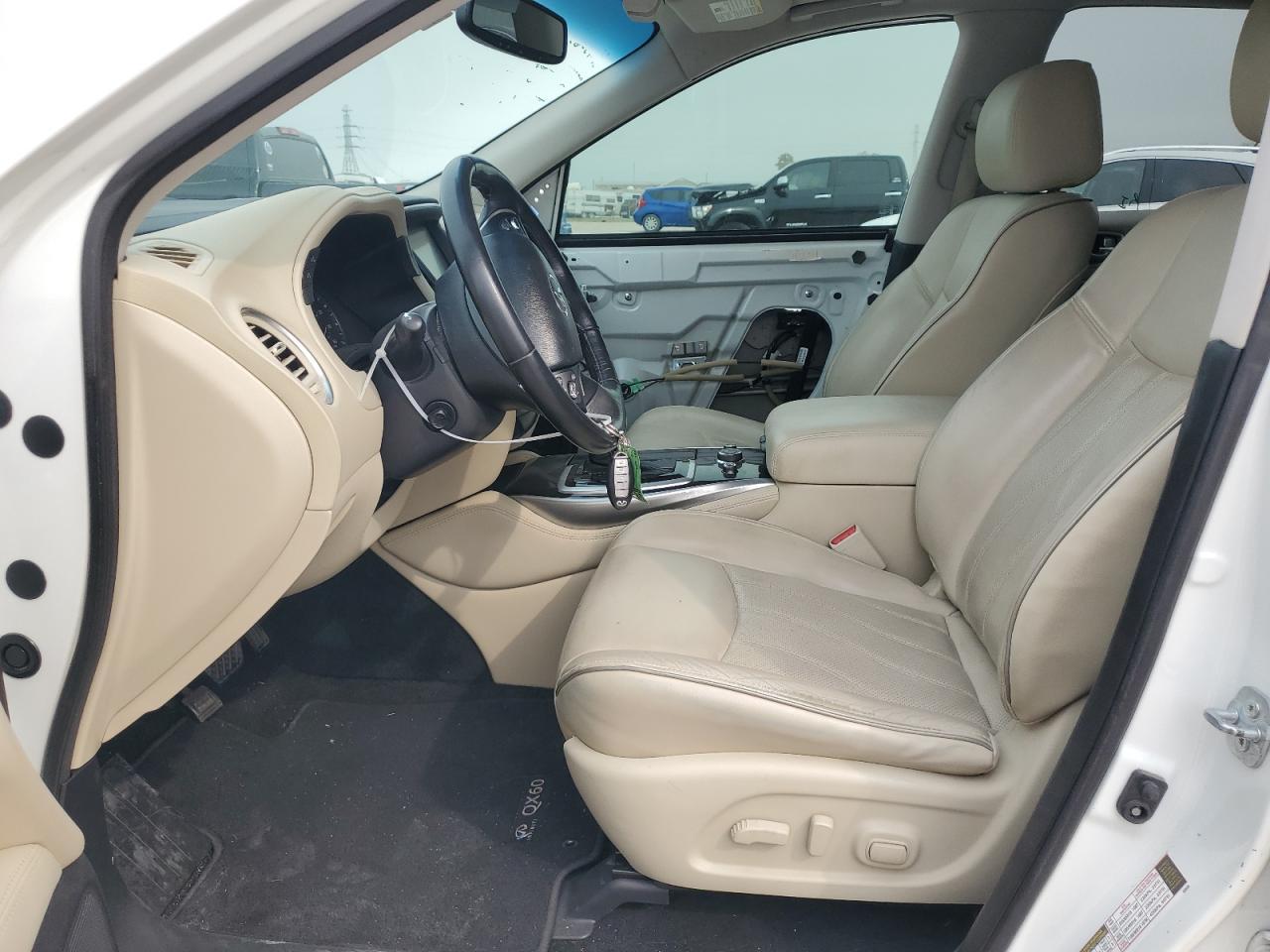 2016 INFINITI QX60 - Image 7