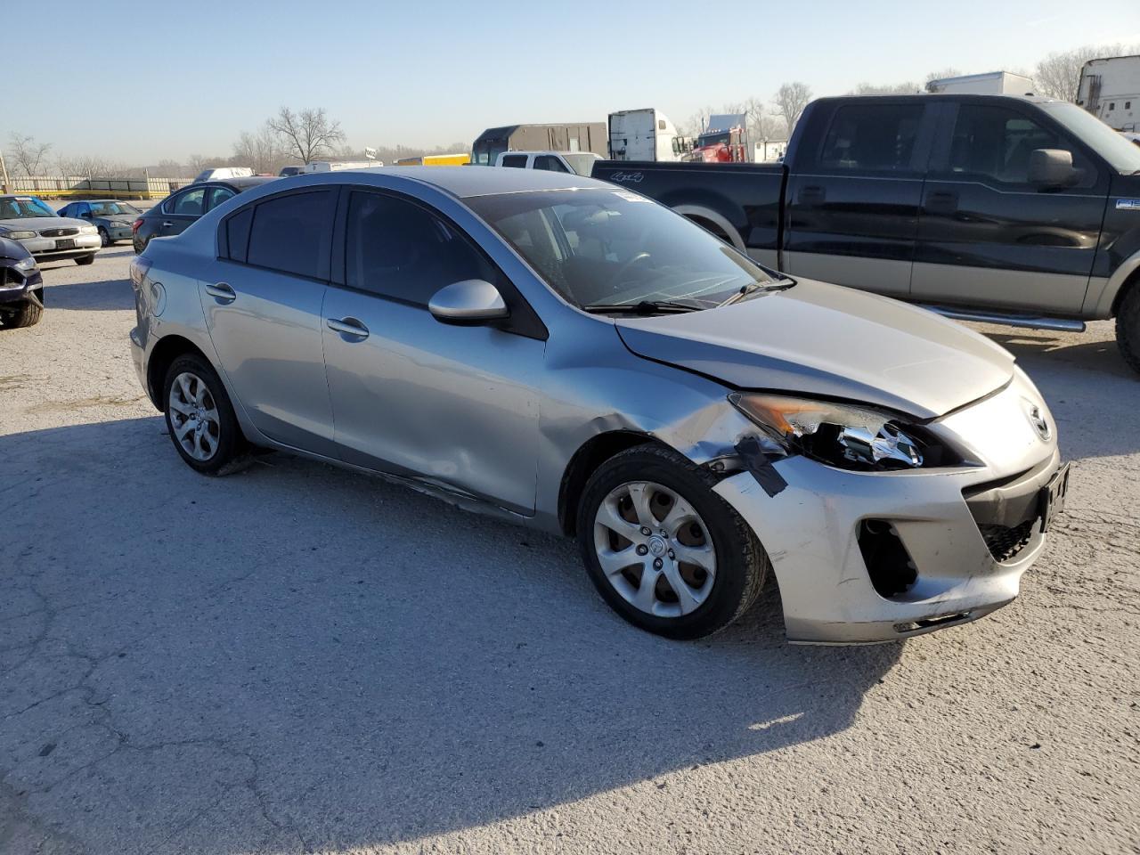 2013 MAZDA 3 I - Фото 4