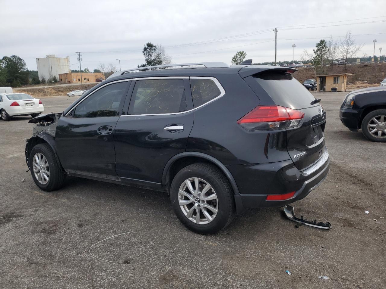 2017 NISSAN ROGUE S - Фото 2