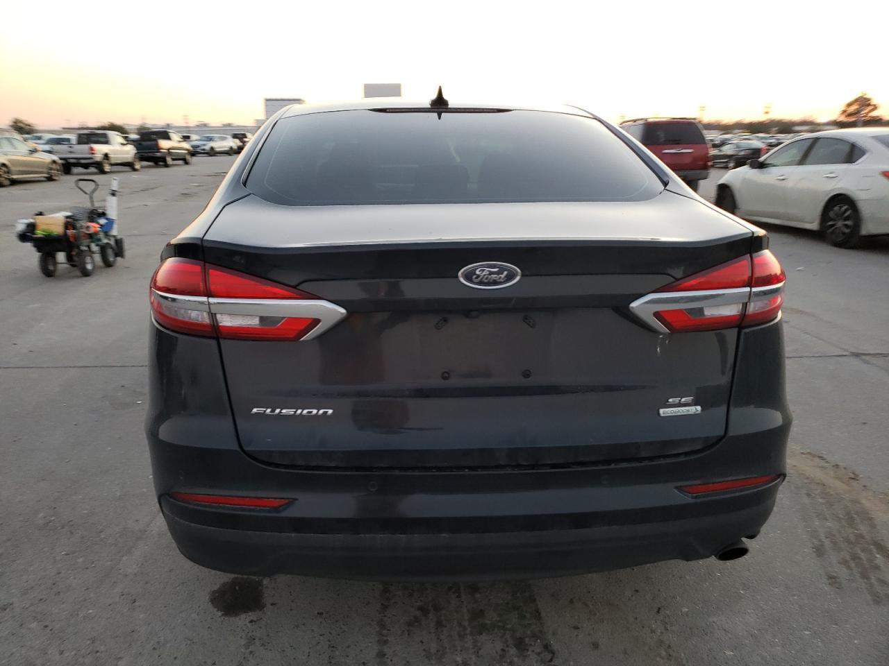 2020 FORD FUSION SE - Image 6