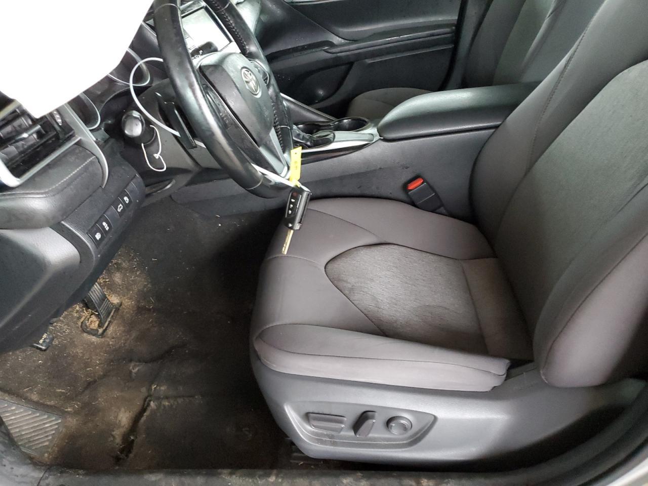 2018 TOYOTA CAMRY L - Image 7
