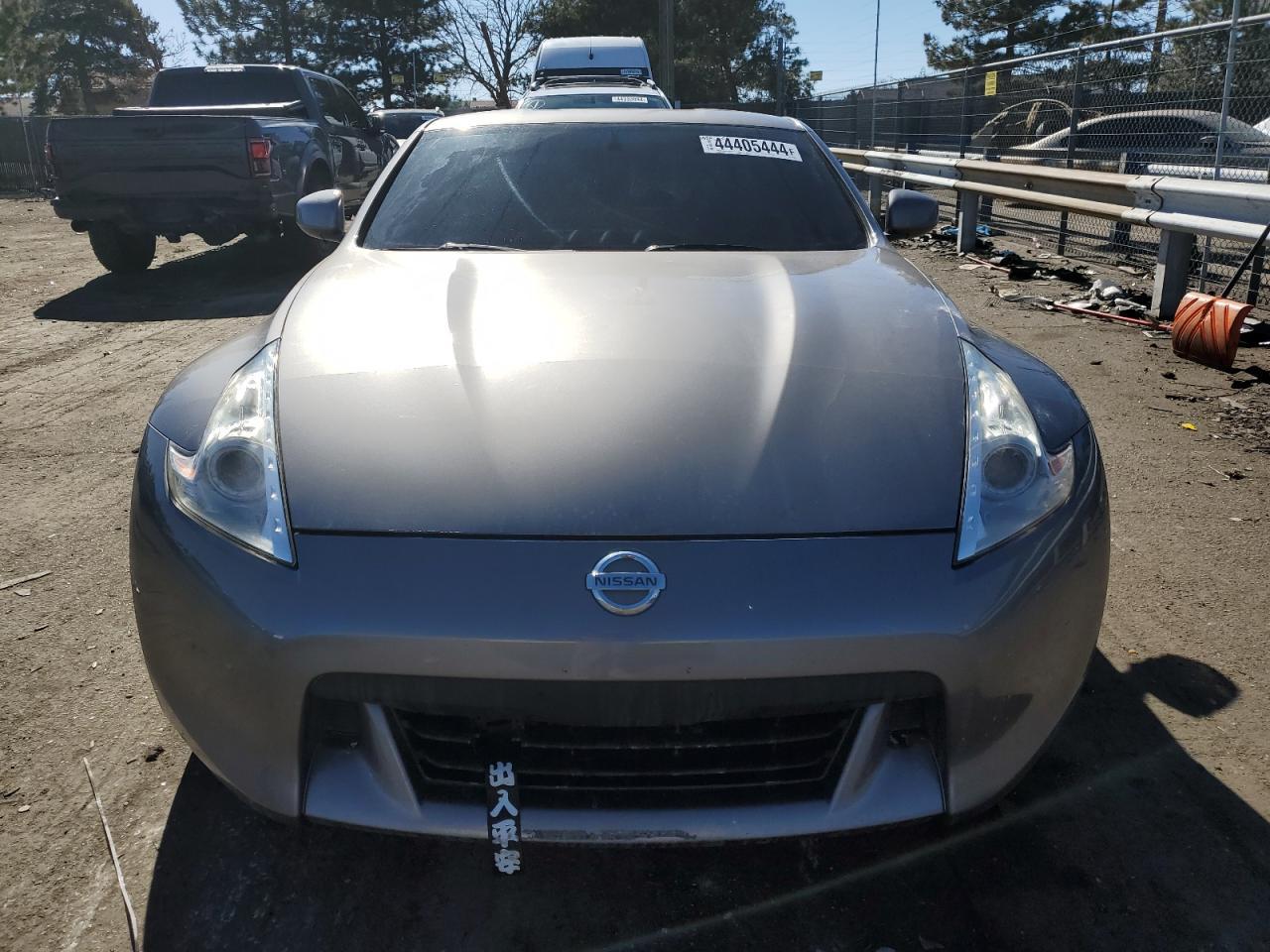 2010 NISSAN 370Z - Фото 5