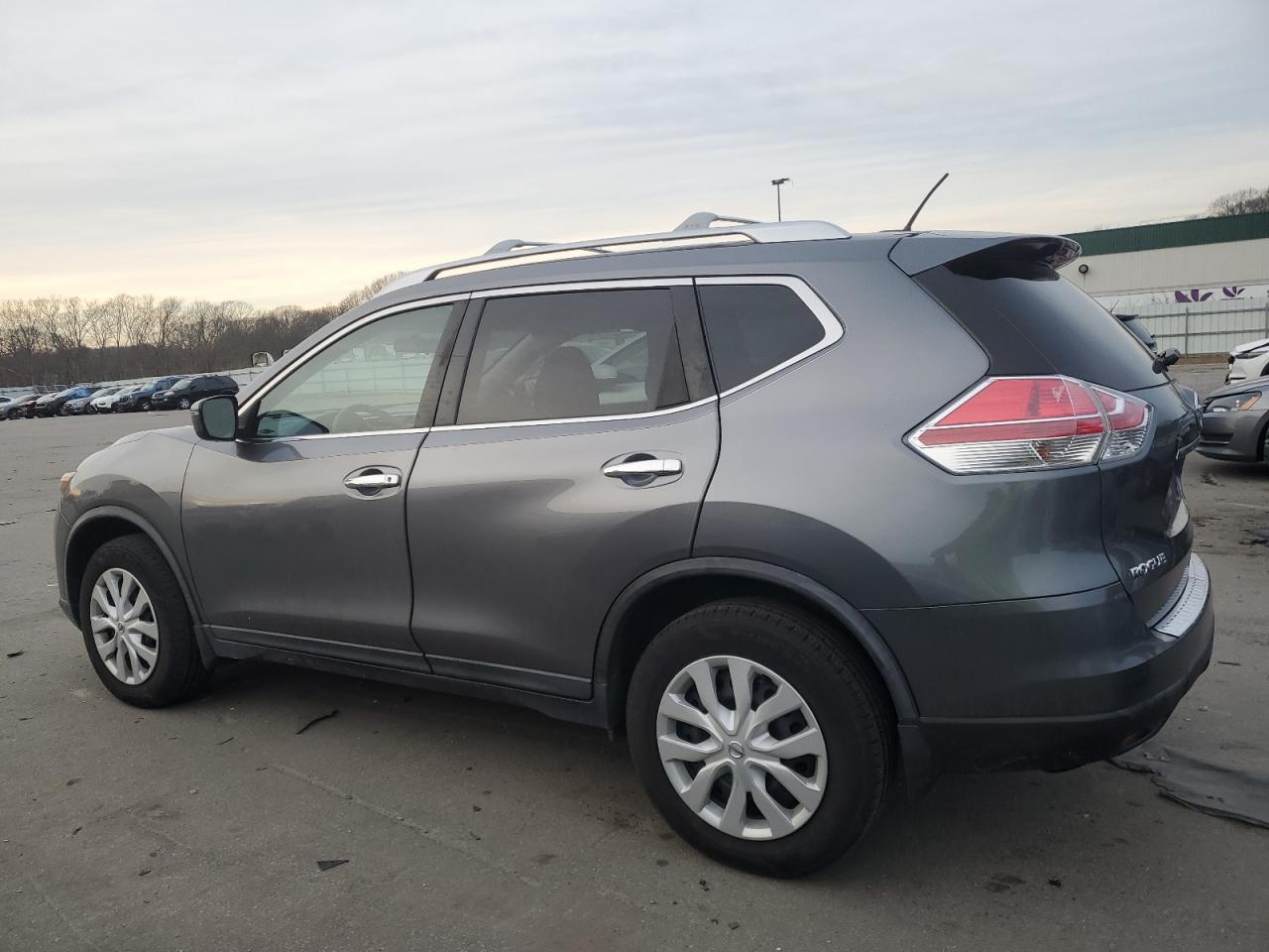 2016 NISSAN ROGUE S - Фото 2