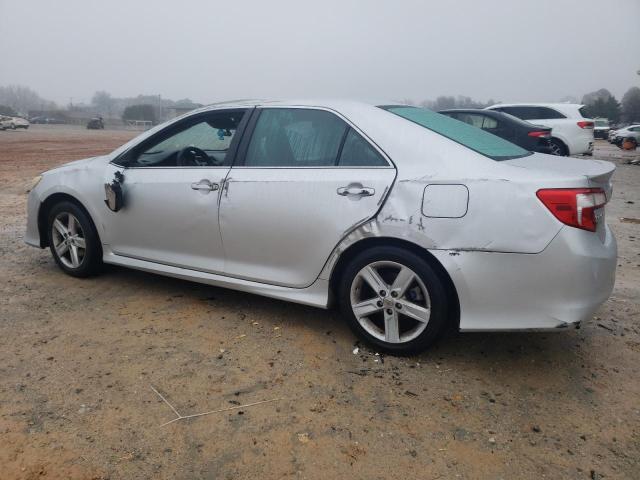 2014 Toyota Camry L - Фото 2