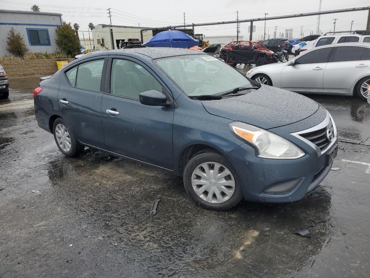 2016 NISSAN VERSA S - Фото 4