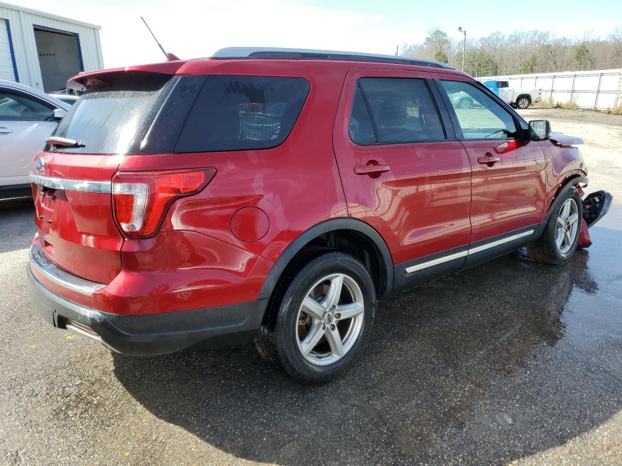 2018 FORD EXPLORER X - Фото 3
