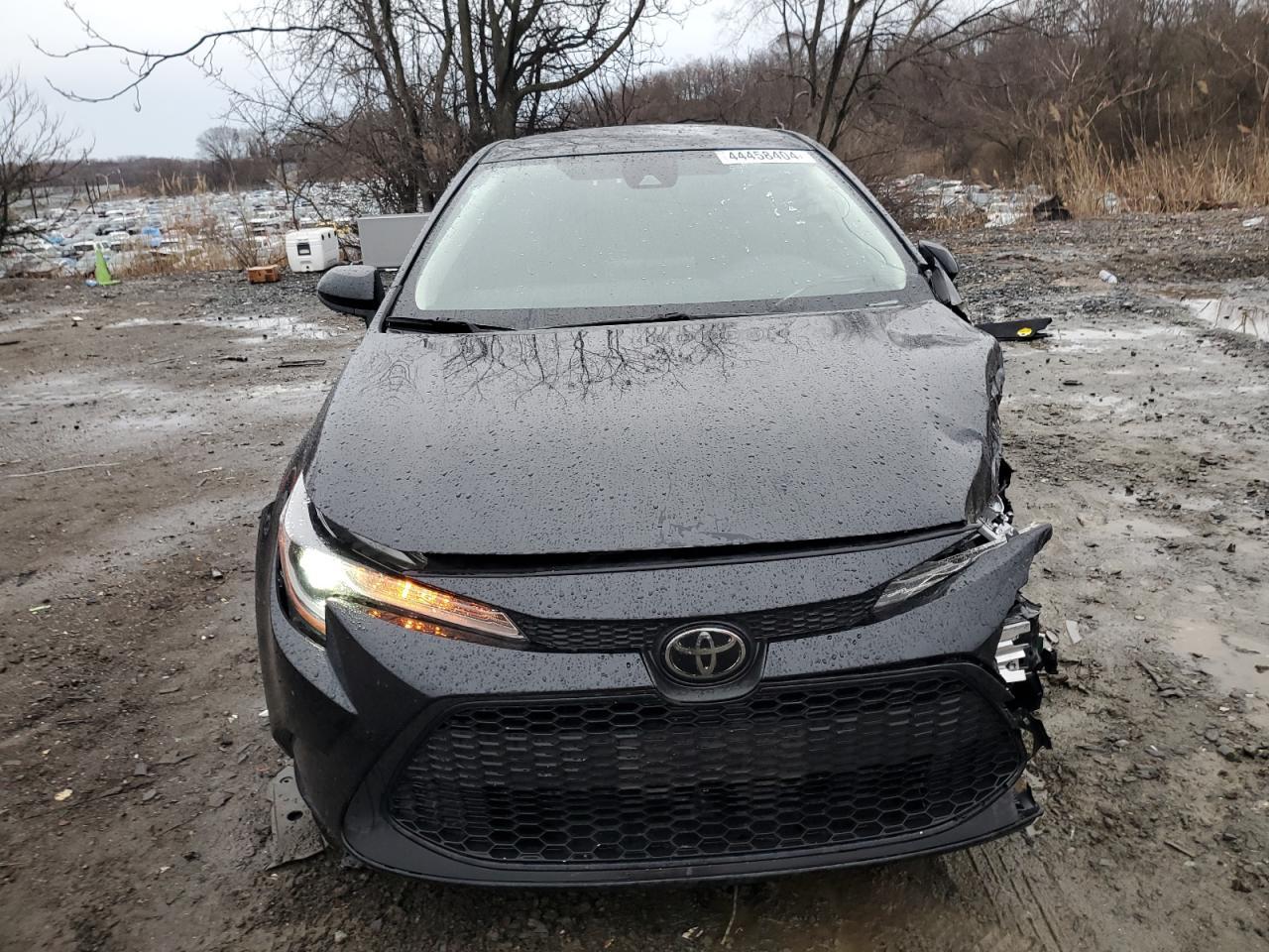 2020 TOYOTA COROLLA LE - Фото 5