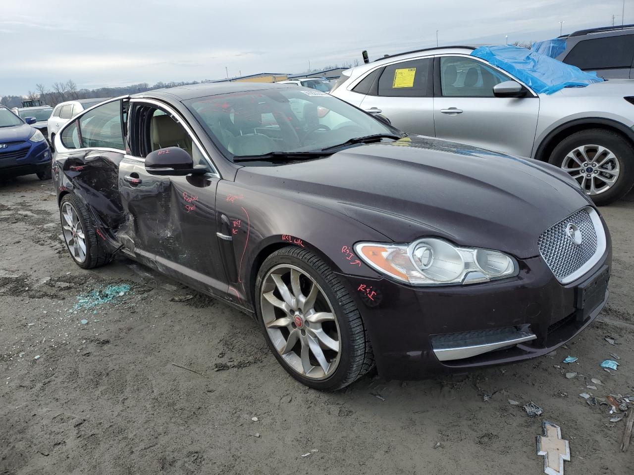 2011 JAGUAR XF PREMIUM - Фото 4