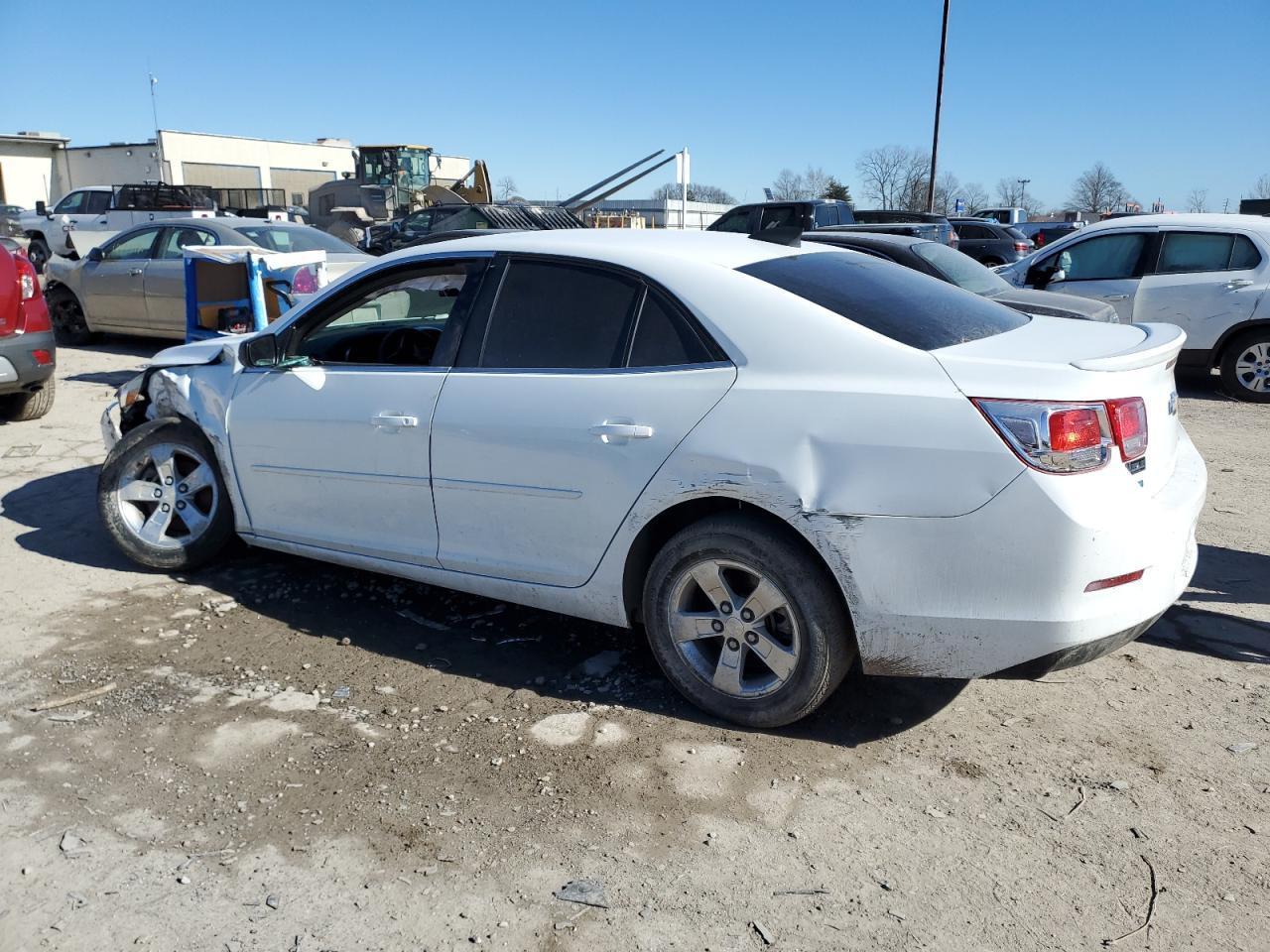 2015 CHEVROLET MALIBU LS - Фото 2