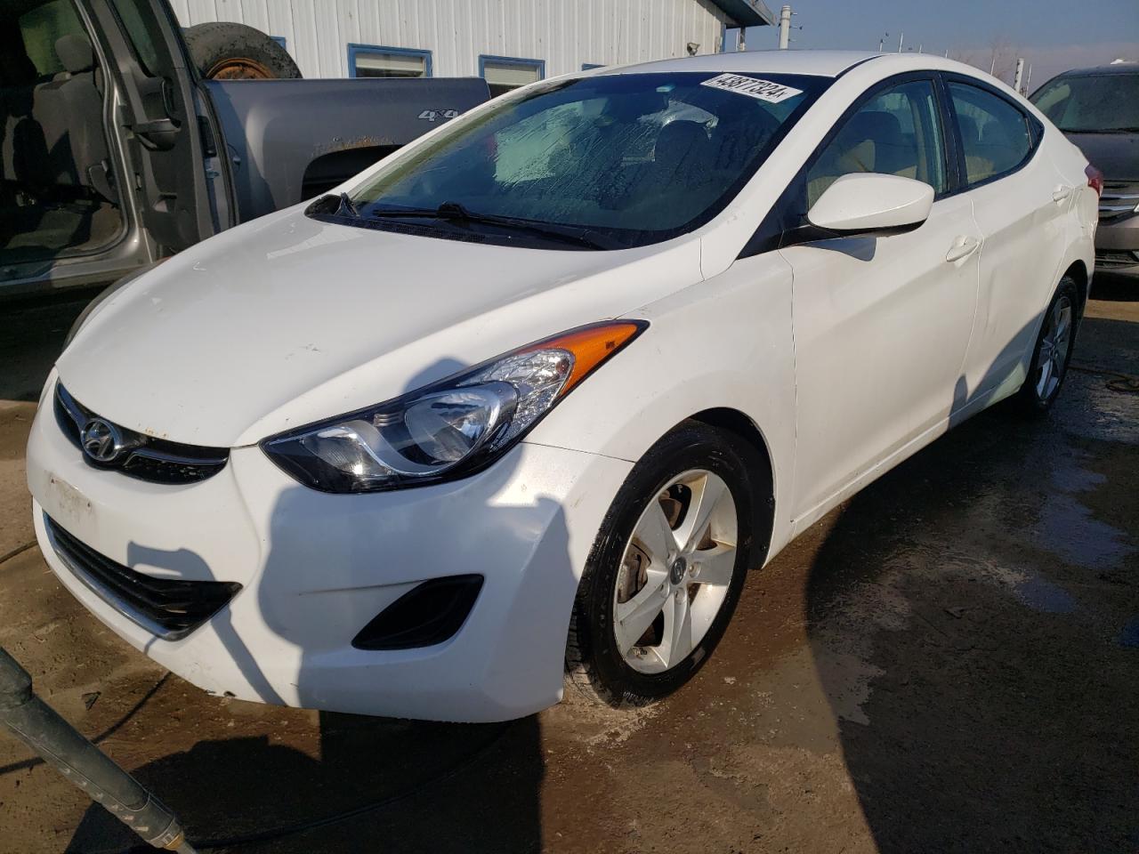 2013 HYUNDAI ELANTRA GL