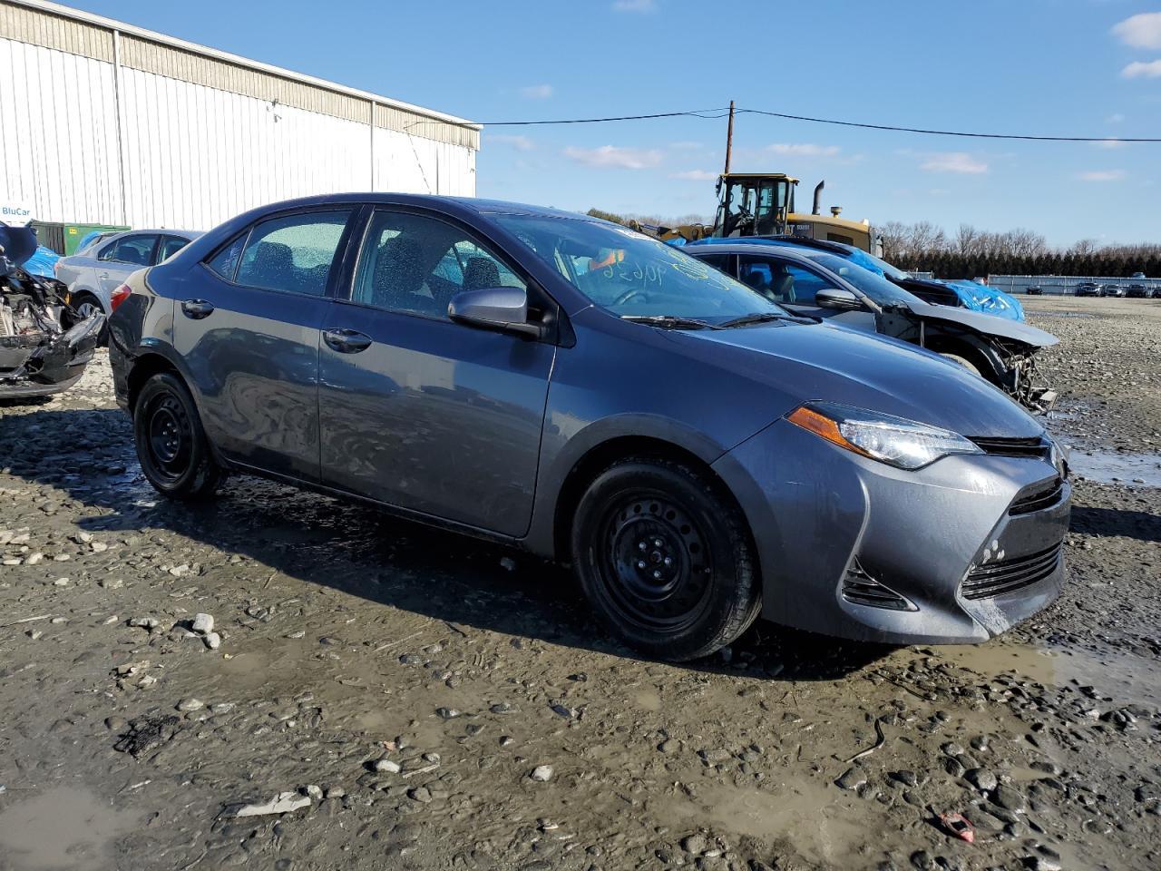 2018 TOYOTA COROLLA L - Image 4