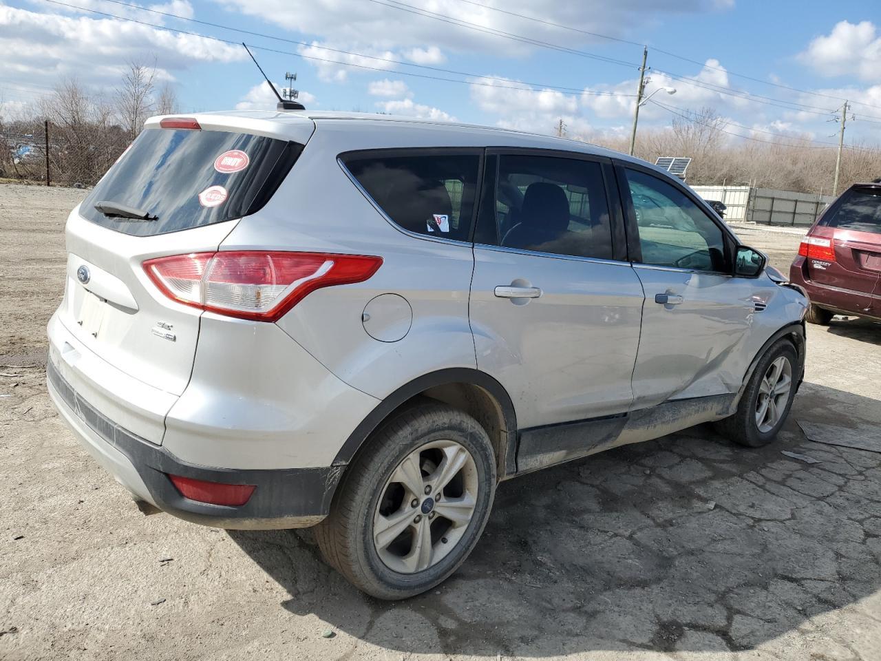 2015 FORD ESCAPE SE - Image 3
