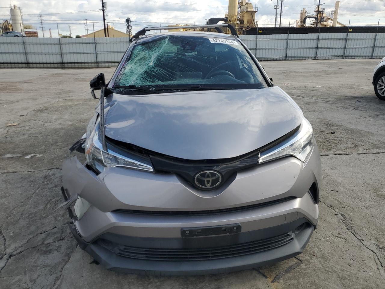2019 TOYOTA C-HR XLE - Фото 5