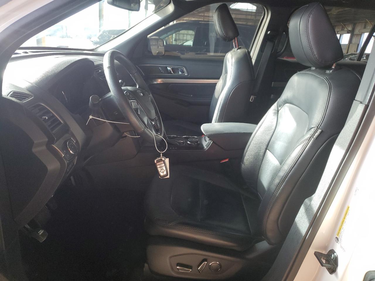 2018 FORD EXPLORER X - Фото 7