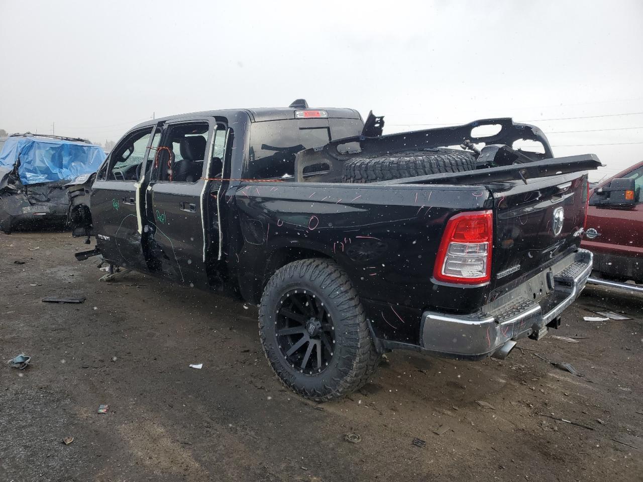 2019 RAM 1500 BIG H - Фото 2