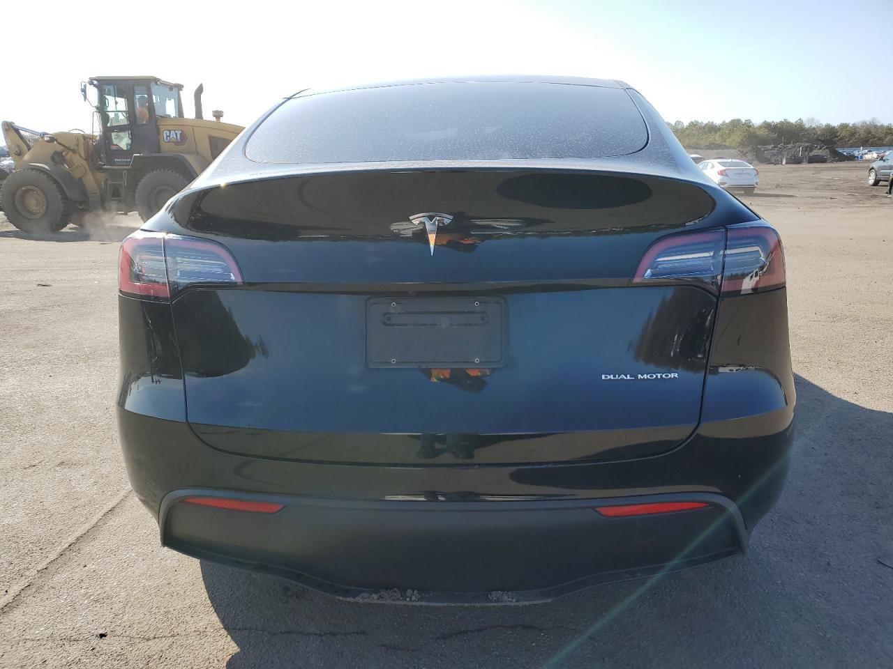 2023 TESLA MODEL Y - Фото 6