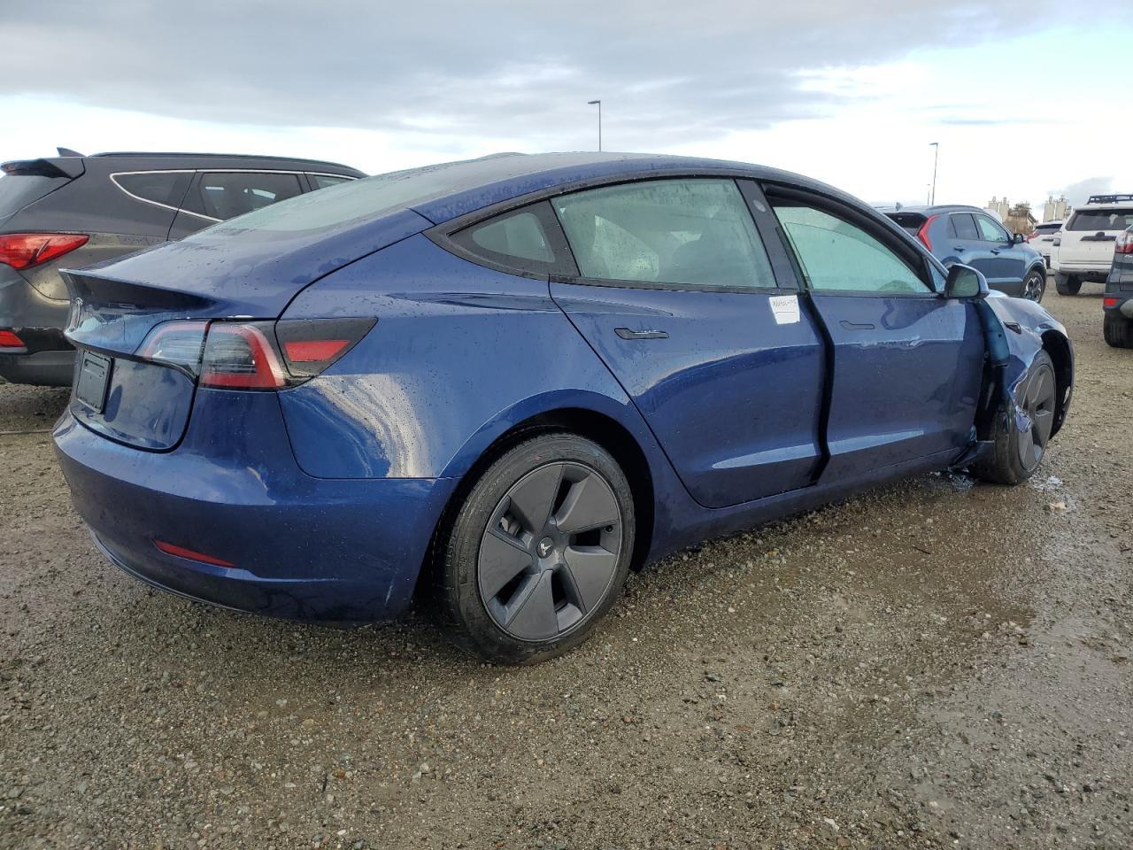 2023 TESLA MODEL 3 - Фото 3