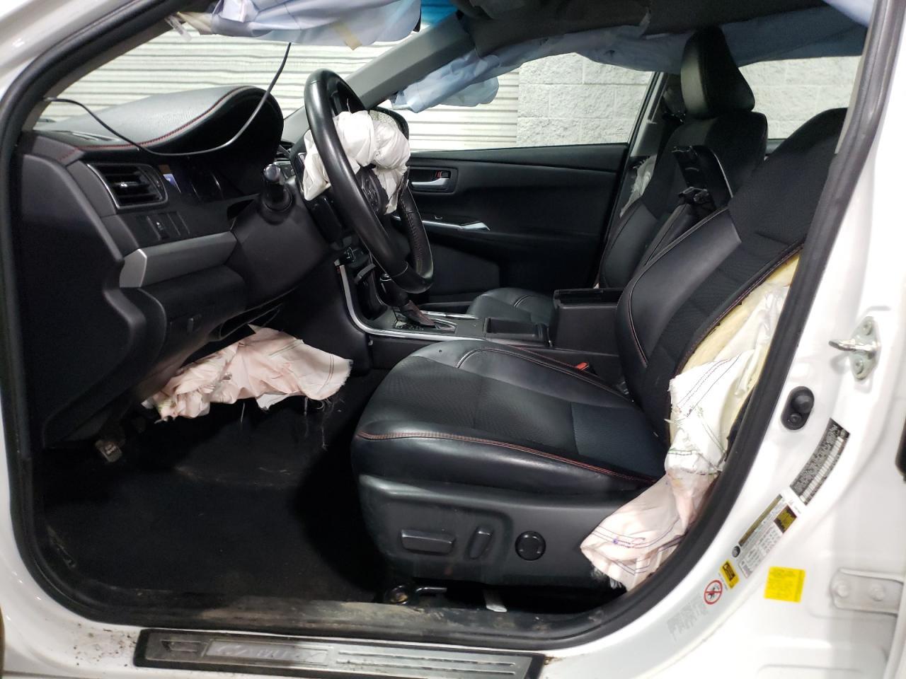 2017 TOYOTA CAMRY LE - Фото 7