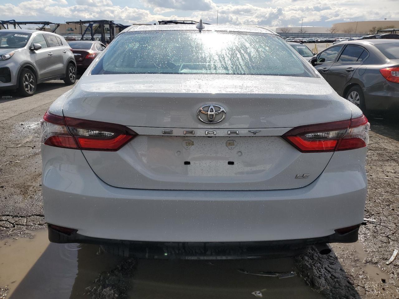 2024 TOYOTA CAMRY LE - Фото 6