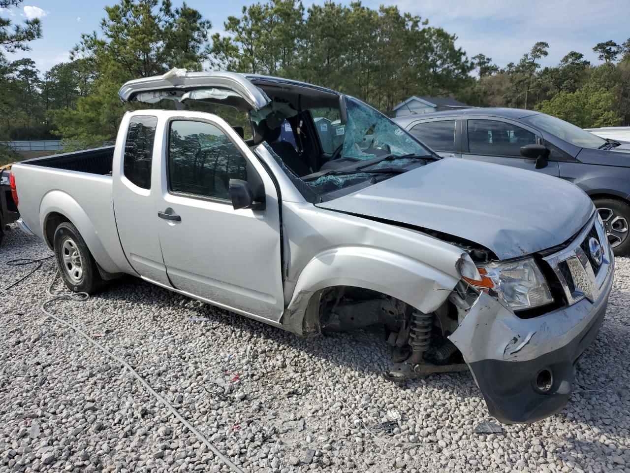 2016 NISSAN FRONTIER S - Фото 4