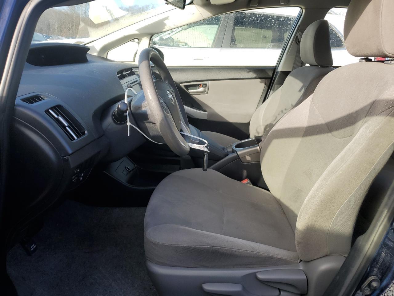 2015 TOYOTA PRIUS - Image 7