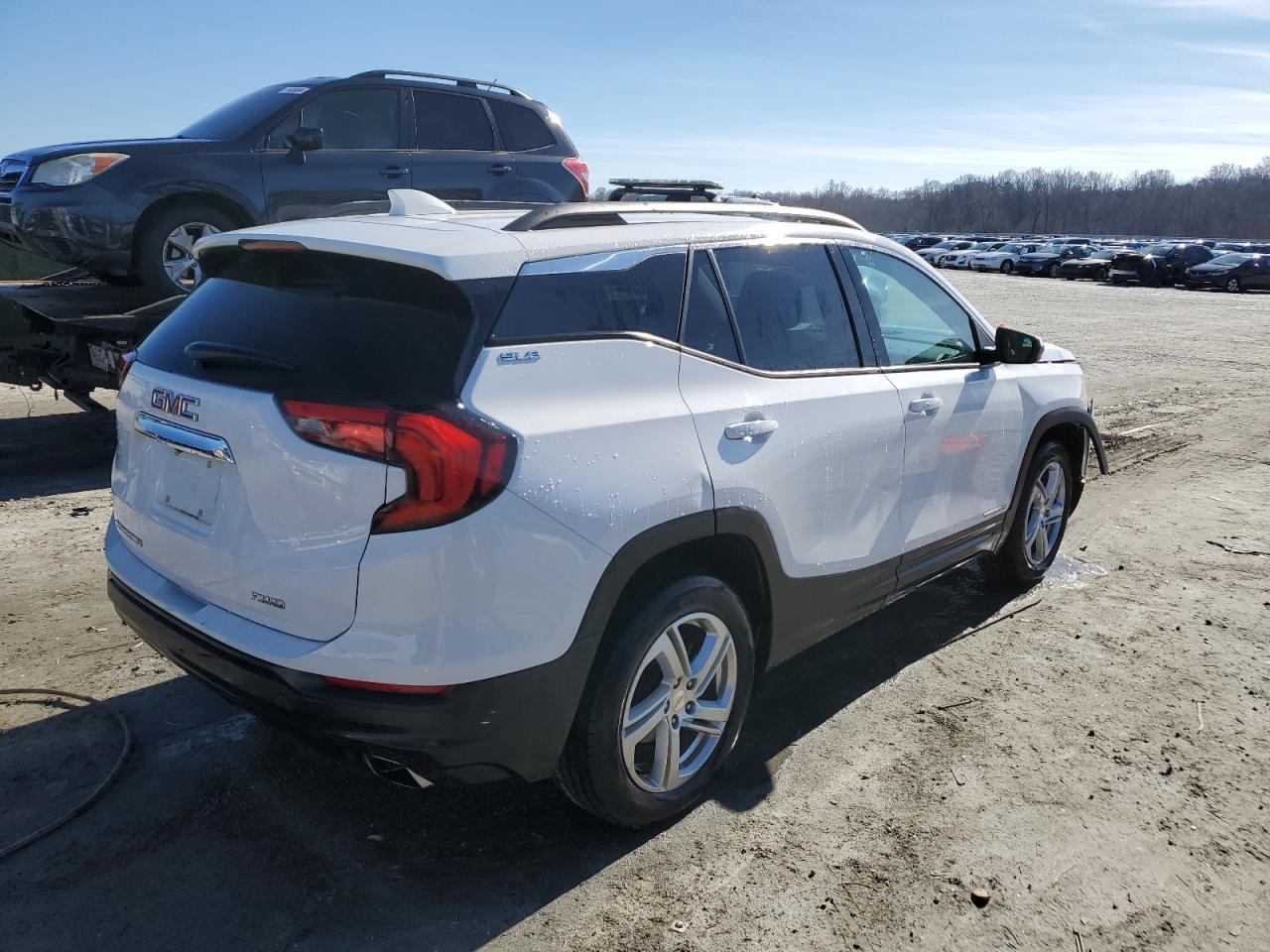 2018 GMC TERRAIN SL - Image 3