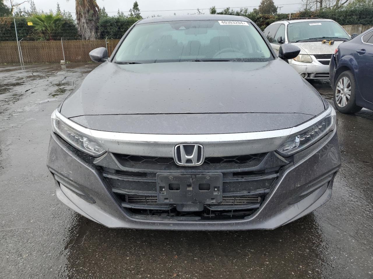 2018 HONDA ACCORD LX - Image 5