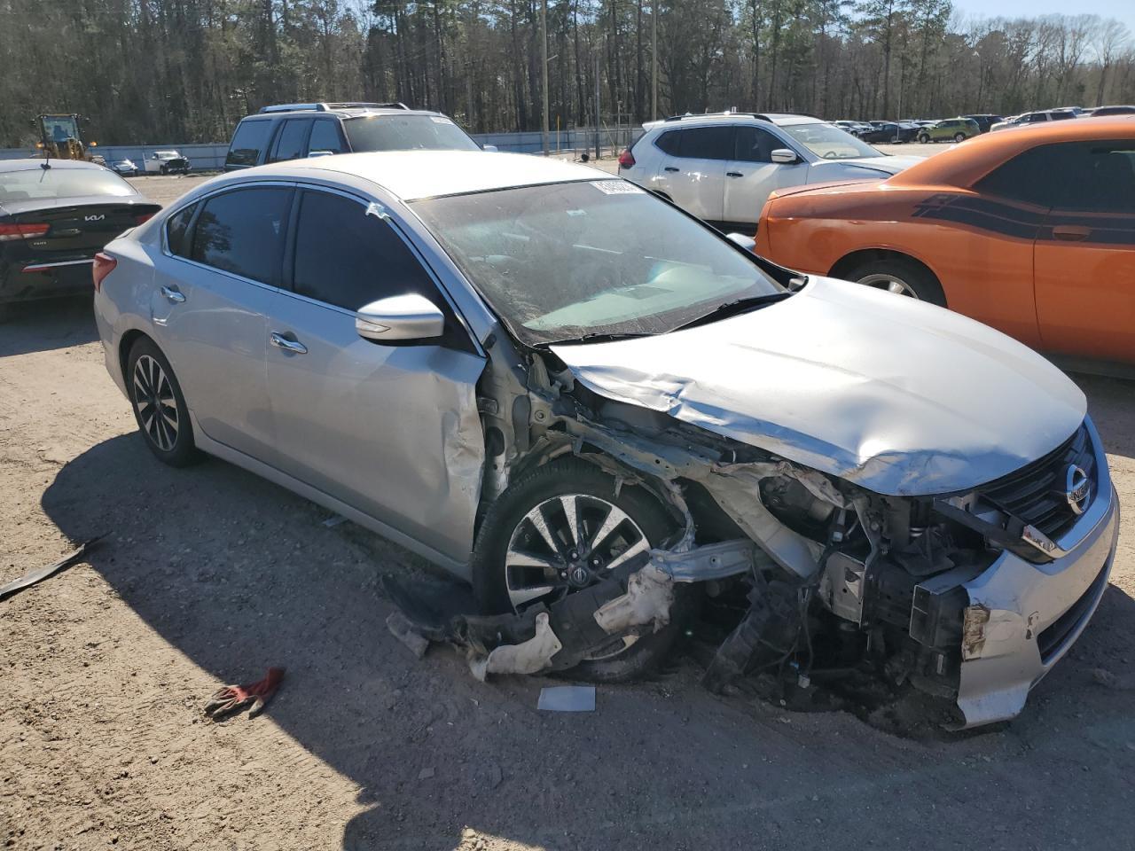 2018 NISSAN ALTIMA 2.5 - Фото 4