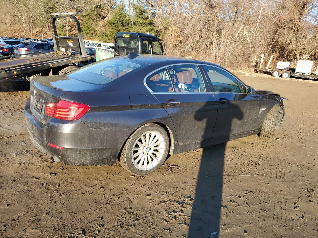 2011 BMW 535 XI - Image 3