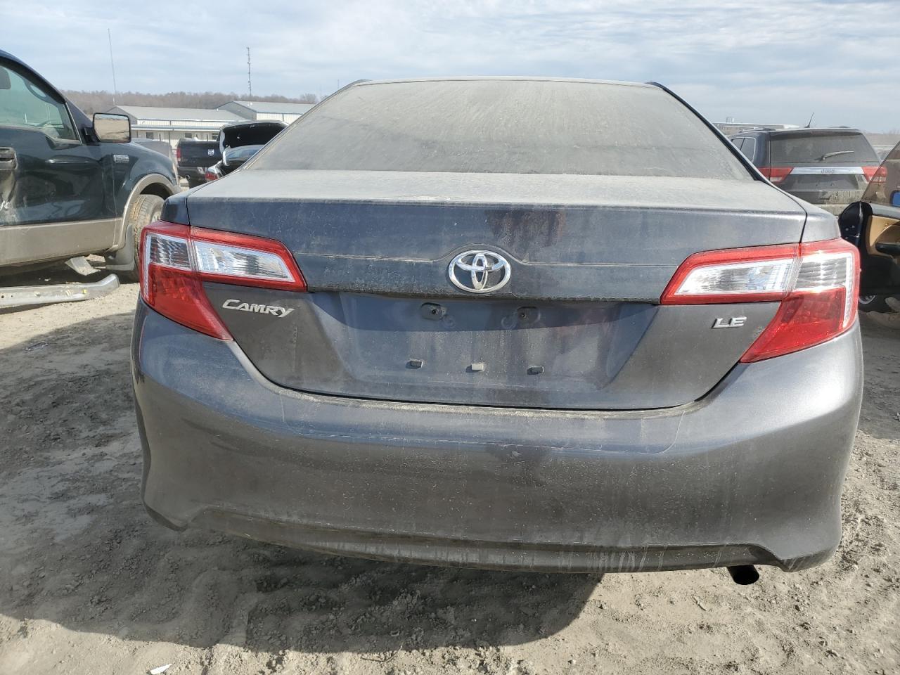 2013 TOYOTA CAMRY L - Image 6