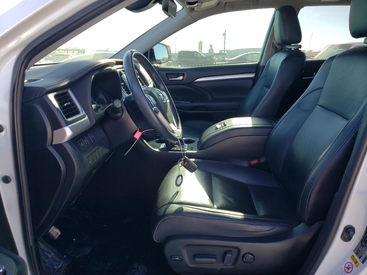 2019 TOYOTA HIGHLANDER - Image 7