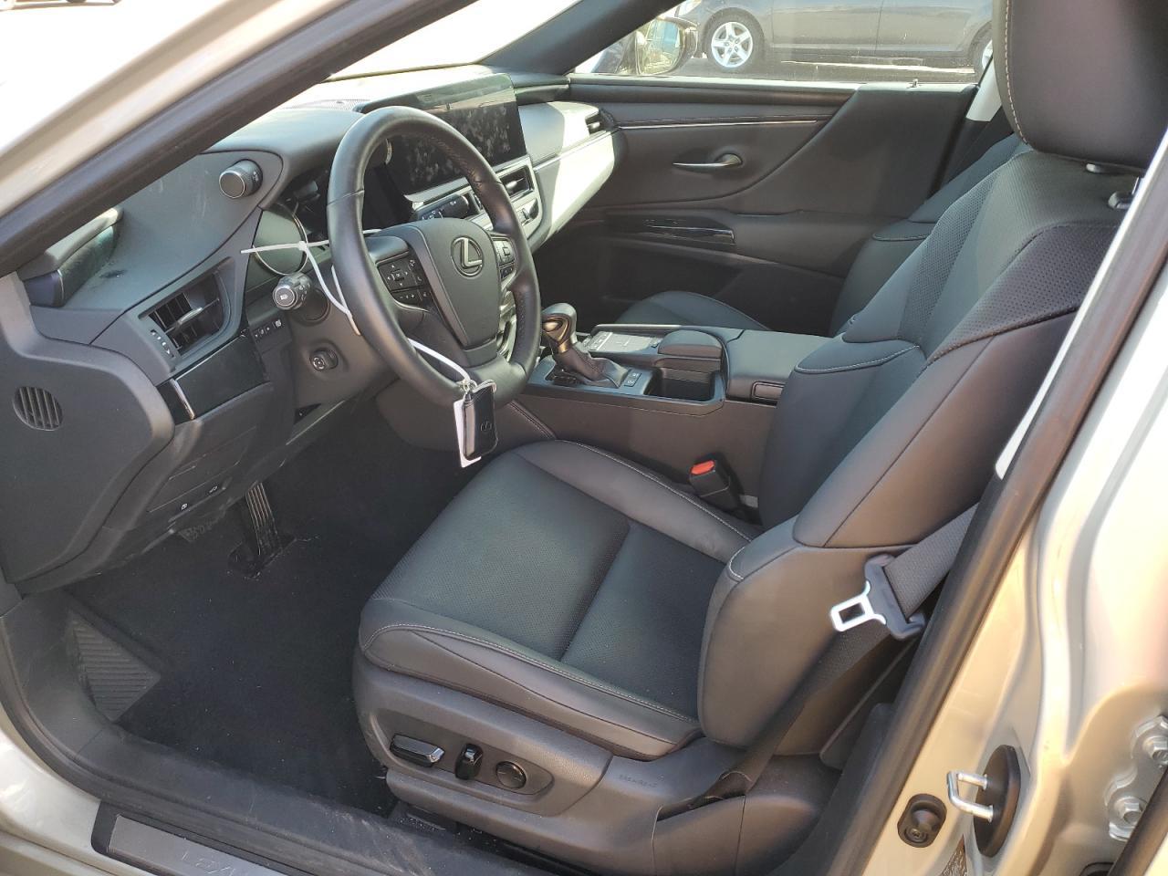 2022 LEXUS ES 300H BA - Image 7