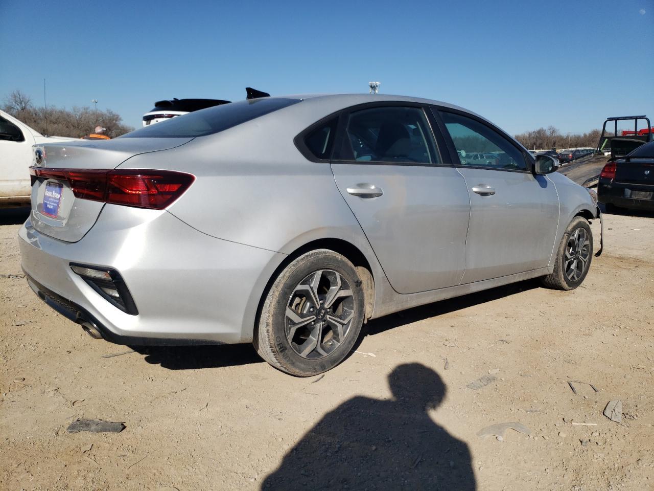2021 KIA FORTE FE - Image 3